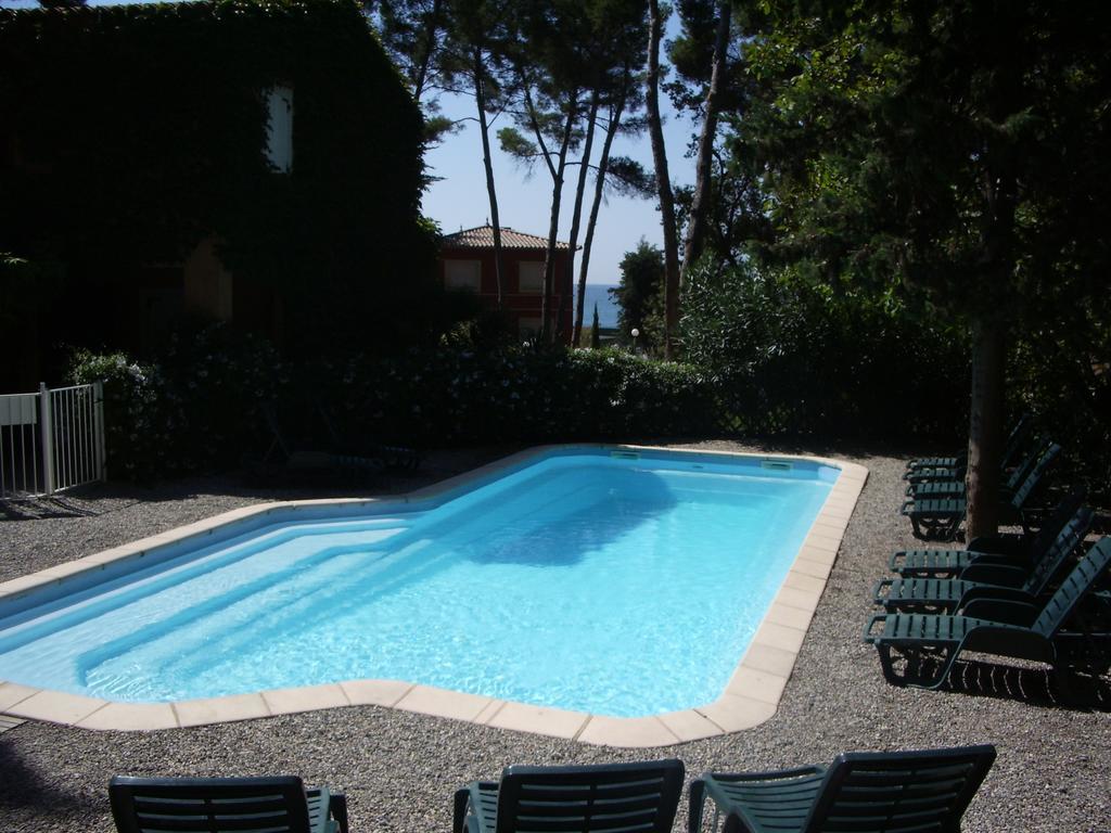 50M Plage T2 Grande Terrasse Vue Mer Climatise Piscine Chauffee, Parking Clos Gratuit Sanary-sur-Mer Exterior foto